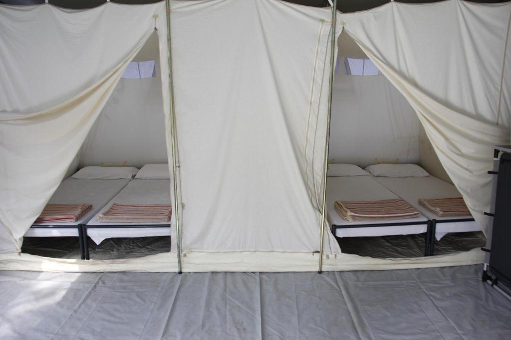 Camping Village Canapai Rio Marina Bilik gambar